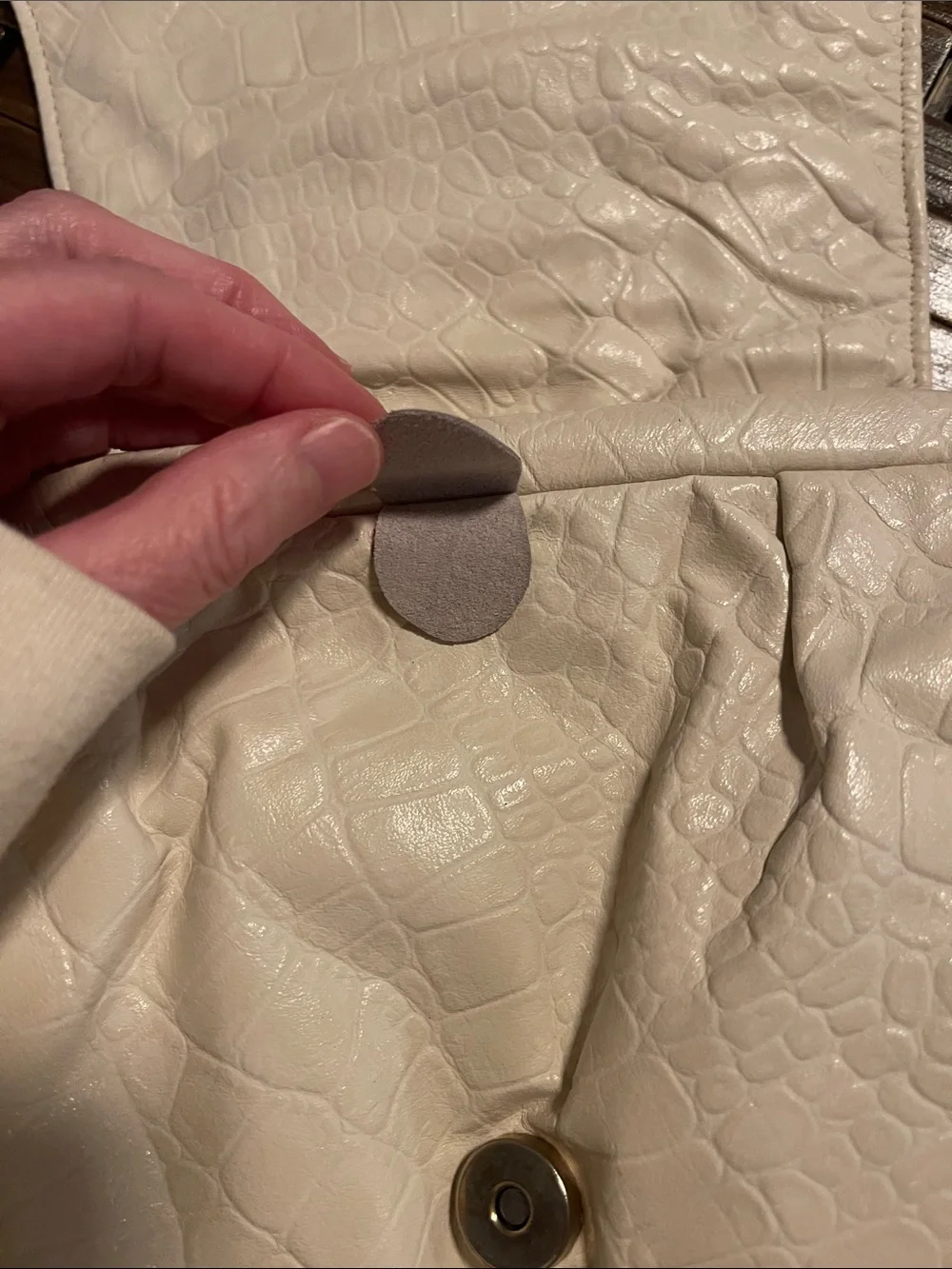 Vintage 1980s/1990s Ivory Croc-Embossed Gathered Clutch Bag